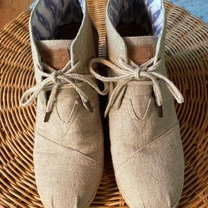 Tom’s wms desert wedge booties sz 11